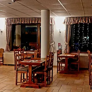 Отель Les Bruyeres, Альп-д'Юэз